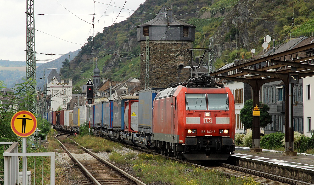 DB 185 143-5 mit KLV gen Süden. Kaub 15.09.2021