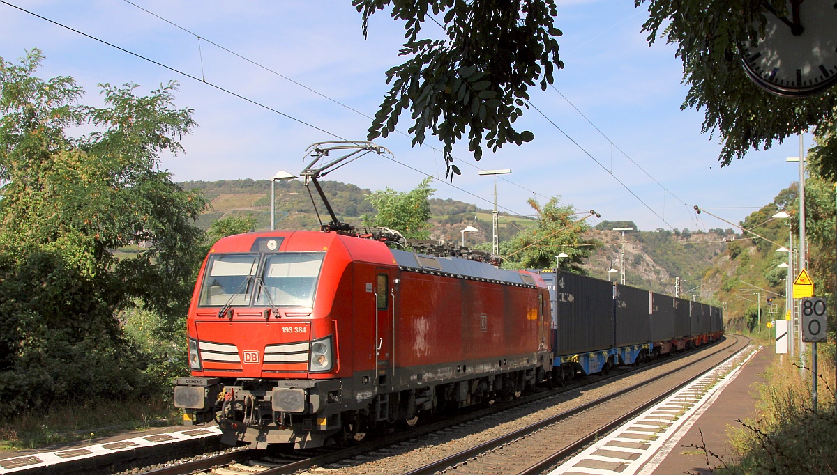 DB 193 384 mit nem Containerzug gen Süden in Lorchhausen. 14.09.2021