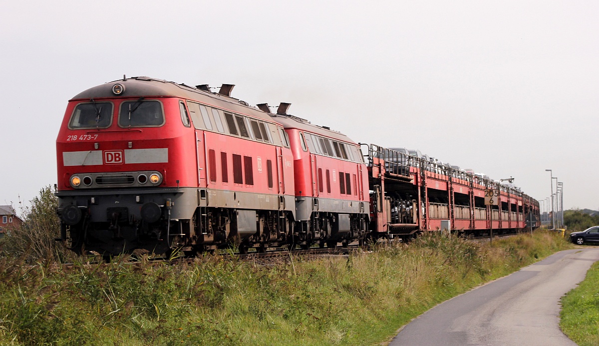 DB 218 473 + 835 mit Shuttle nach westerland. Lehnshallig 19.09.2020