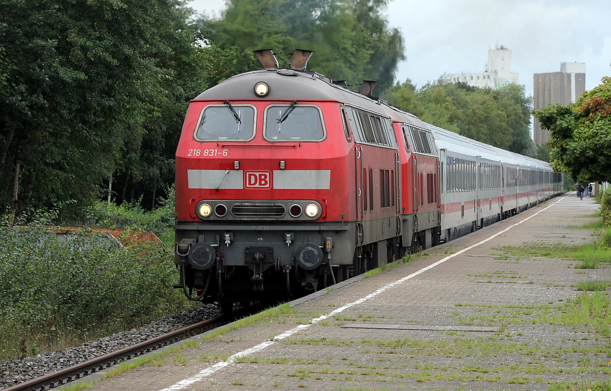 DB 218 831-6 und 341-6 mit IC 2311 Husum 23.09.2018