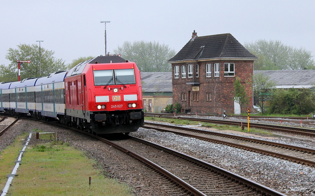 DB 245 027 Einfahrt Niebüll Bhf. 16.05.2021