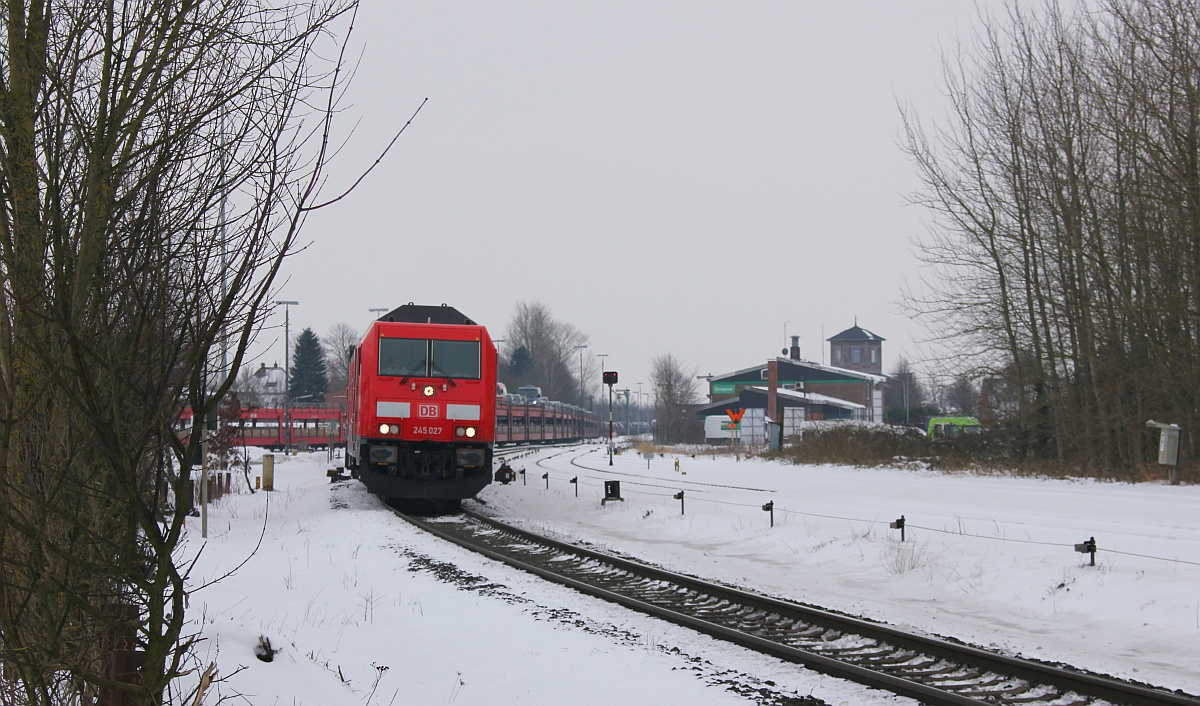 DB 245 027 mit SyltShuttle nach Westerland Ausfahrt Niebll 05.03.2018