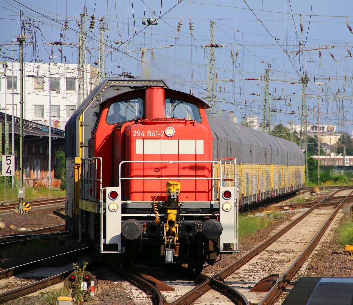 DB 294 841-2, REV/BCS X/23.02.21 mit ARS Autozug, Bremen Hbf 10.07.2021 II