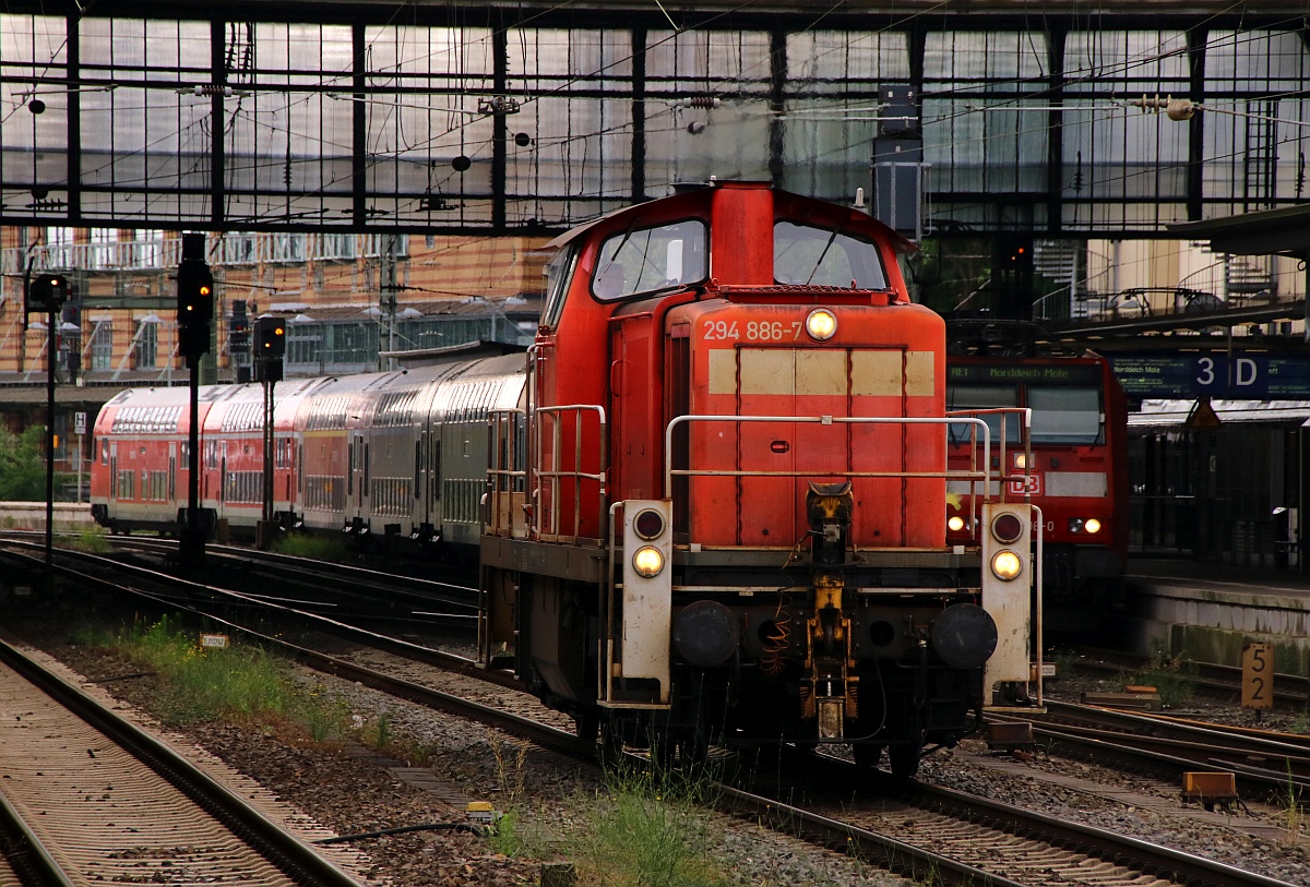 DB 294 886-7, REV/BCS X/25.06.15, Verl/HB/30.06.22, Bremen Hbf 10.07.2021