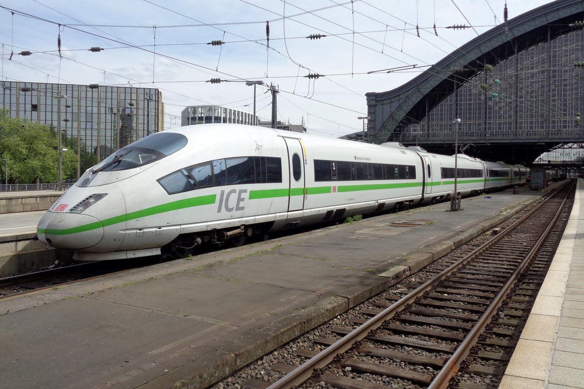 DB 403 019 verlässt Köln Hbf am 27 April 2018. 