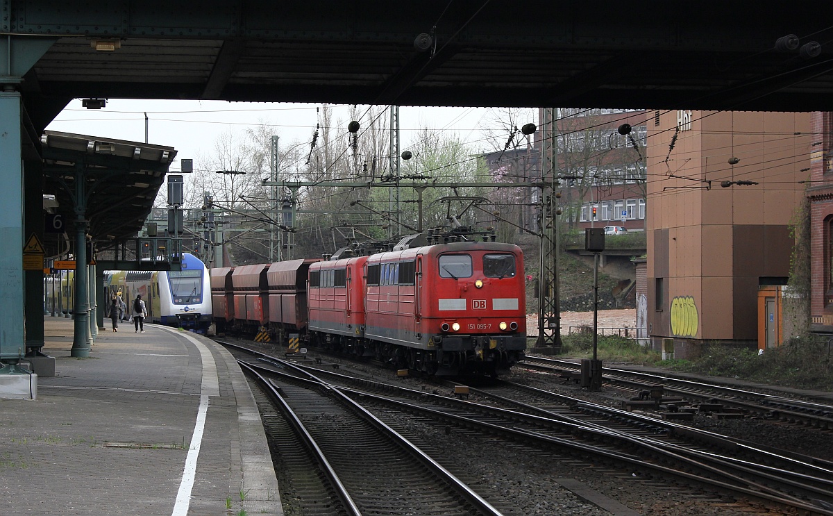 DB 6151 095-7 und Railpool 6151 098-1 Bhf HH-Harburg 01.04.2017