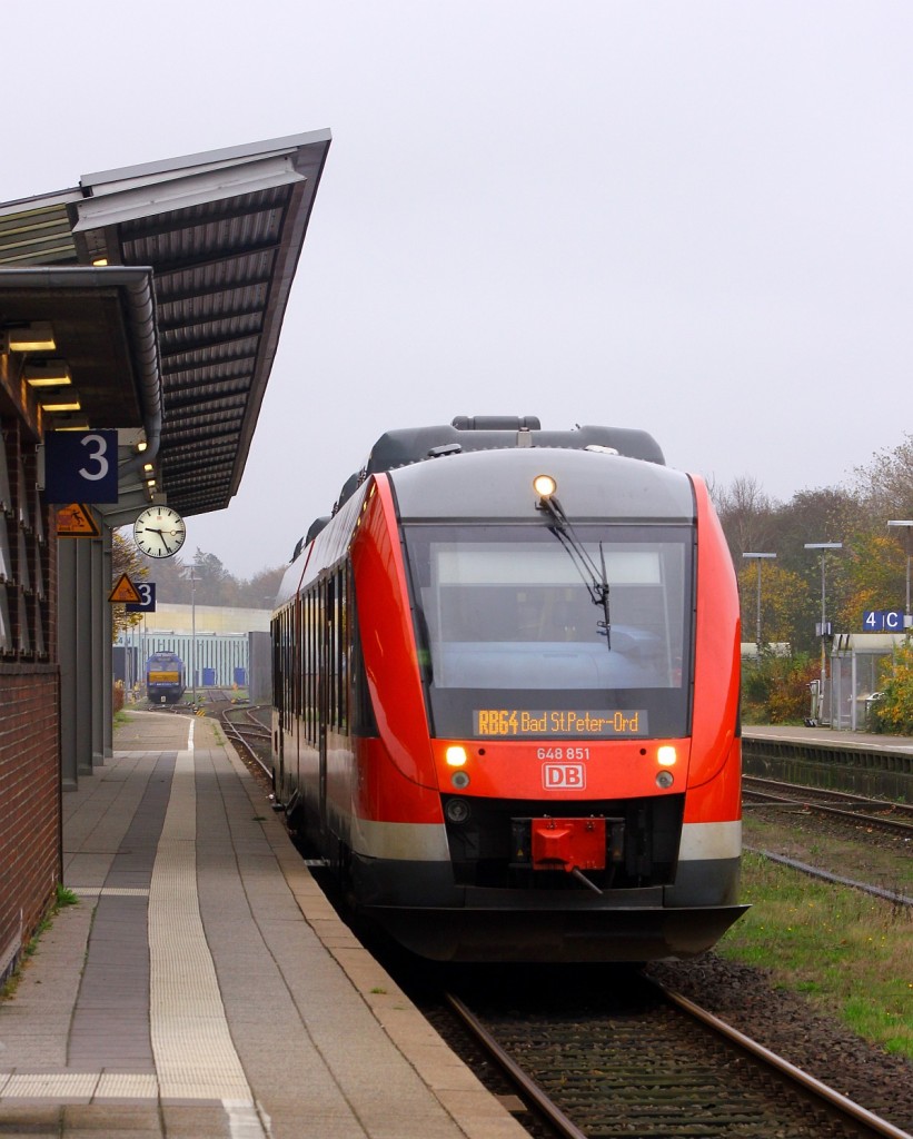 DB 648 351/851 als RB64 nach St.Peter-Ording in Husum. 11.11.15