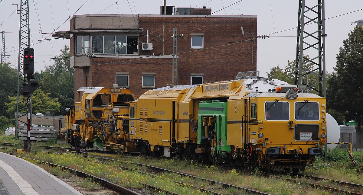 DB Bahnbaugruppe  Bernhard  und  Bianca  oder 99 80 9124 028-8 und 99 80 9125 014-7, Neuwied 17.09.2021