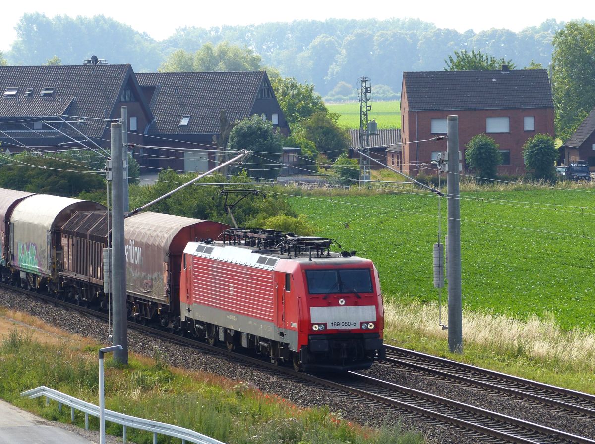 DB Cargo loc 189 080-5 Baumannstrasse, Praest bei Emmerich am Rhein 06-07-2018.

DB Cargo loc 189 080-5 Baumannstrasse, Praest bij Emmerich. Duitsland 06-07-2018.
