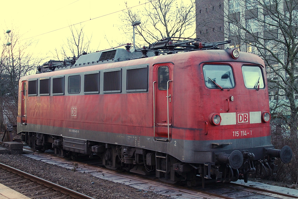 DB E10 114/ 115 114-1 Neumünster 03.04.2013