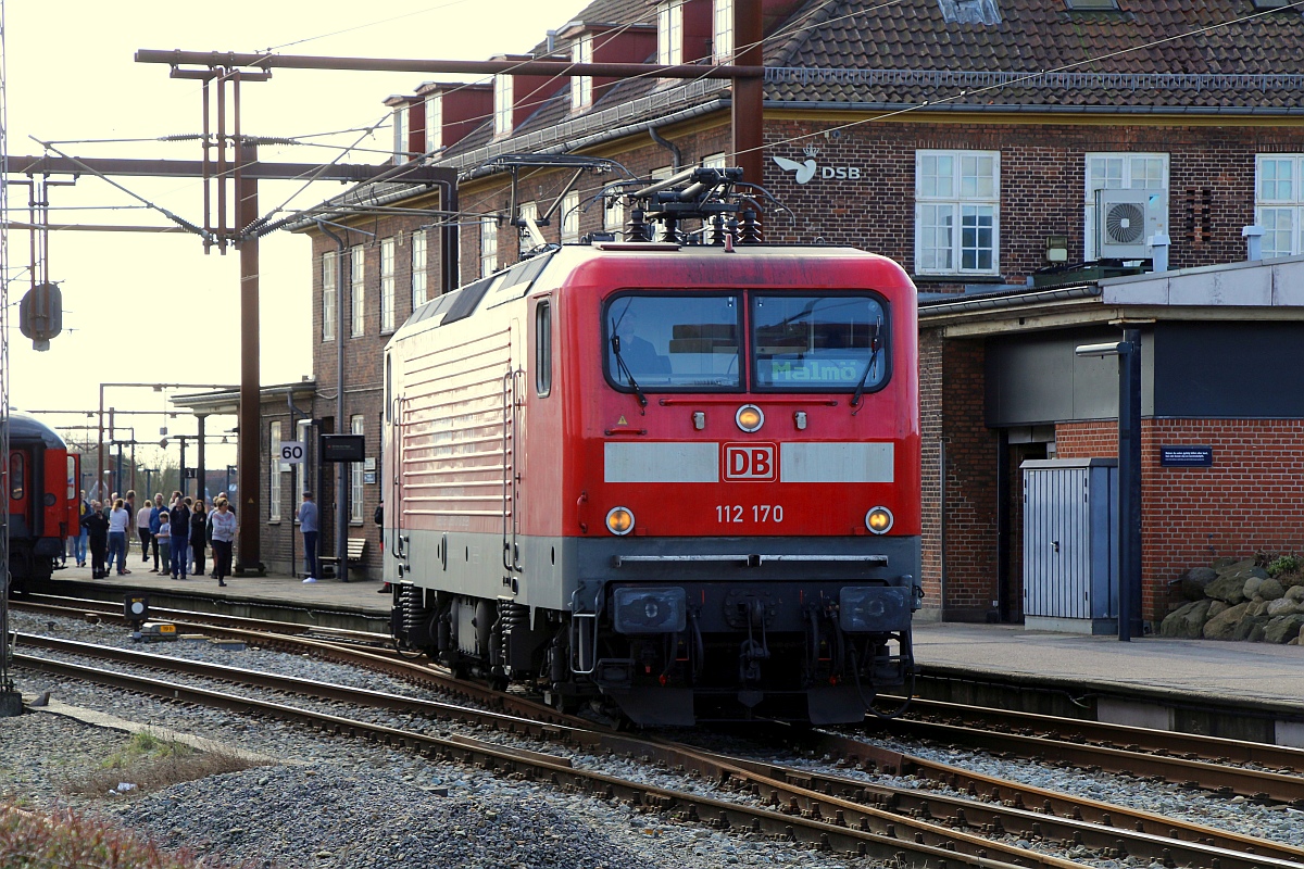 DB i.E für WFL 112 170 ist gerade mit dem D 304 in Pattburg angekommen und macht nun Platz für die HCR 241.012.. 26.02.2023