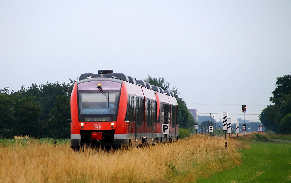 DB Regio Kiel 0648 002/502 und 003/503 als RB nach Husum. Jübek/Bü Sollbrück III 27.06.2014