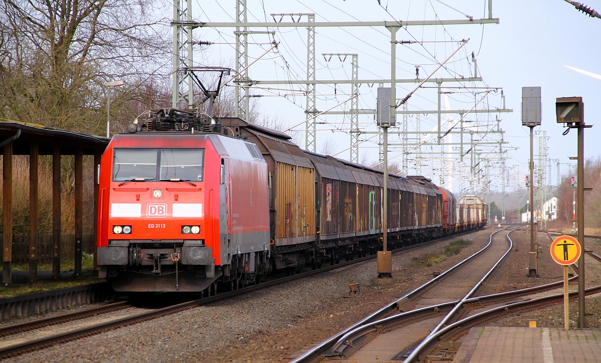 DBS/RSC EG 3113 rauscht hier mit einem Gz durch Jübek. 15.03.2014