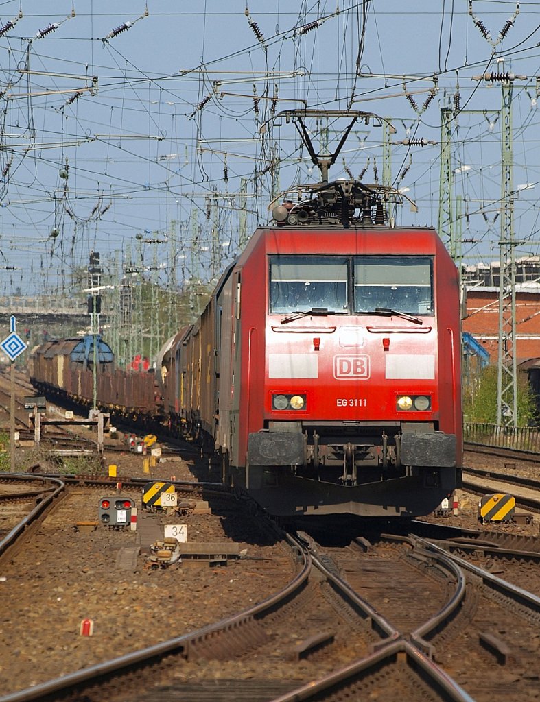 DBS/RSC/GC EG 3111 mit kompletten Gz bei der Fahrt durch Neumünster Gbf. 21.04.2011 (1100)