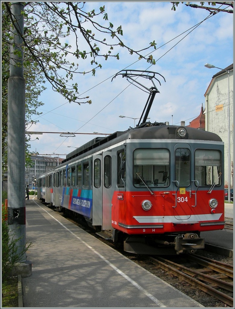 Der  Be 4/4 304 oder ein buntes  Bipperlisi  in Solothurn.
22. April 2006