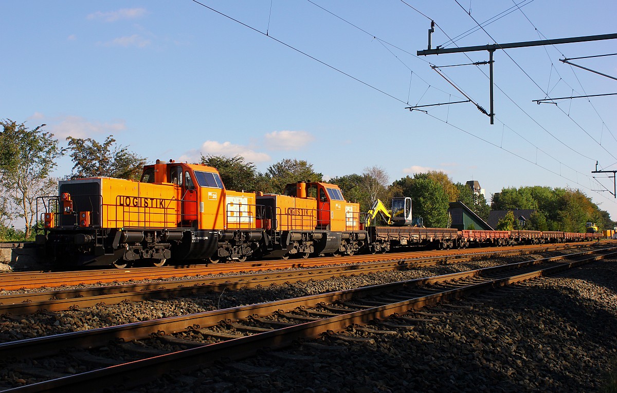 Die großen Bauarbeiten können beginnen...BBL 20(1214 028-3) und BBL 15(1214 026-3)stehen hier abgestellt in der Ladestrasse in Jübek. 10.10.2015