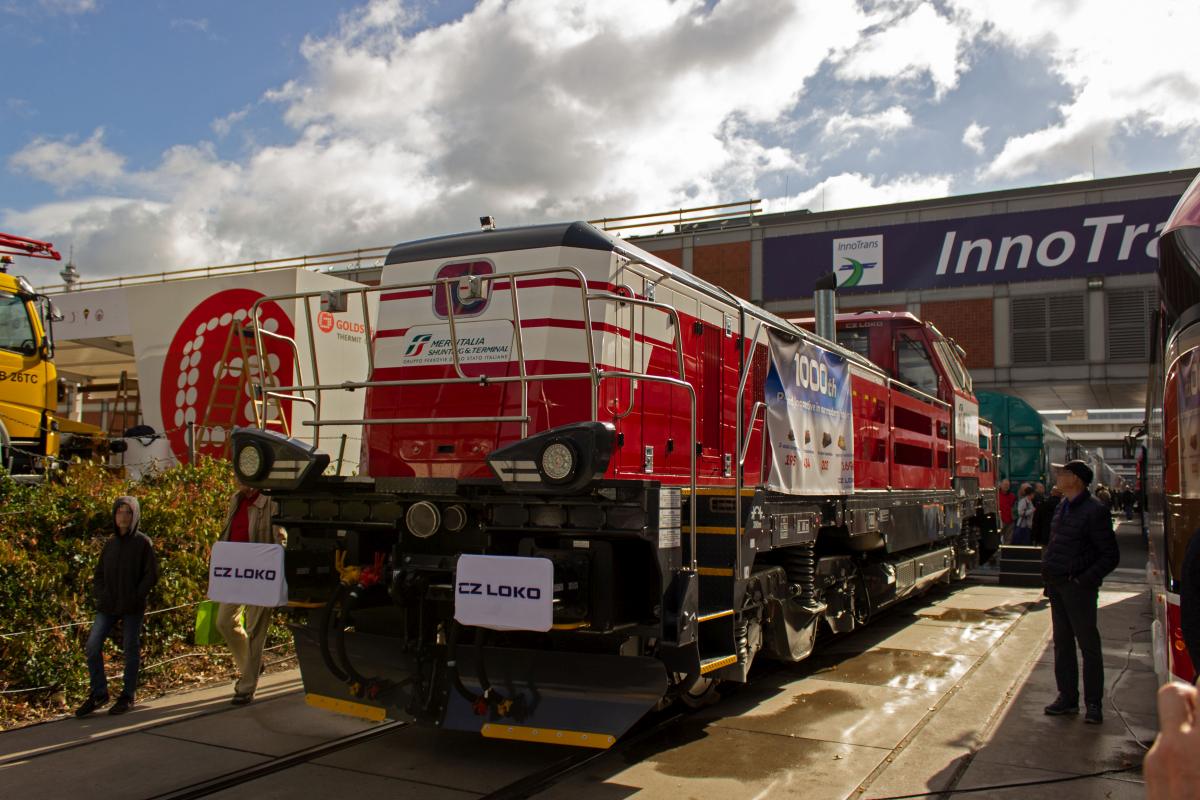 Die Gtersparte der Italienischen Staatsbahn, Mercitalia, hat beim tschechischen Hersteller CZ Loko Lokomotiven der Bauart EffiShunter 1000 bestellt. Eine von ihnen besuchte die Innotrans 2018.