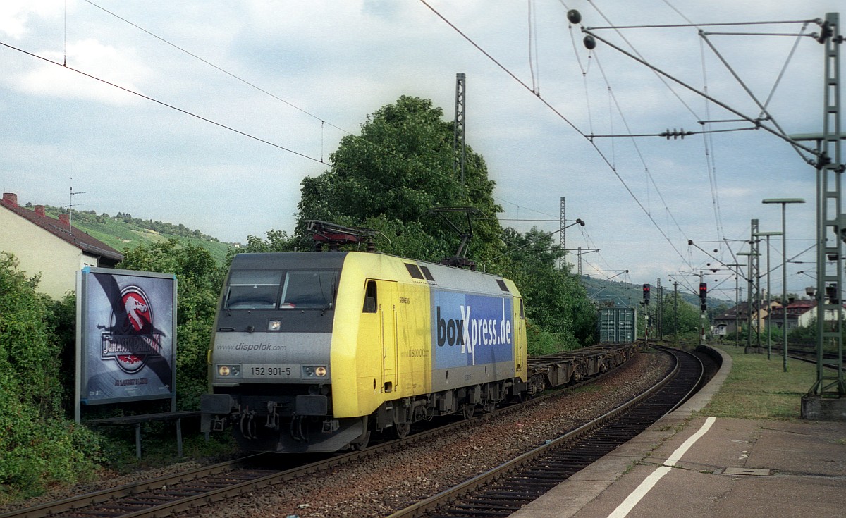 Dispo/boxXpress 152 901-5 aufgenommen in Stuttgart-Untertürkheim am 10.08.2001