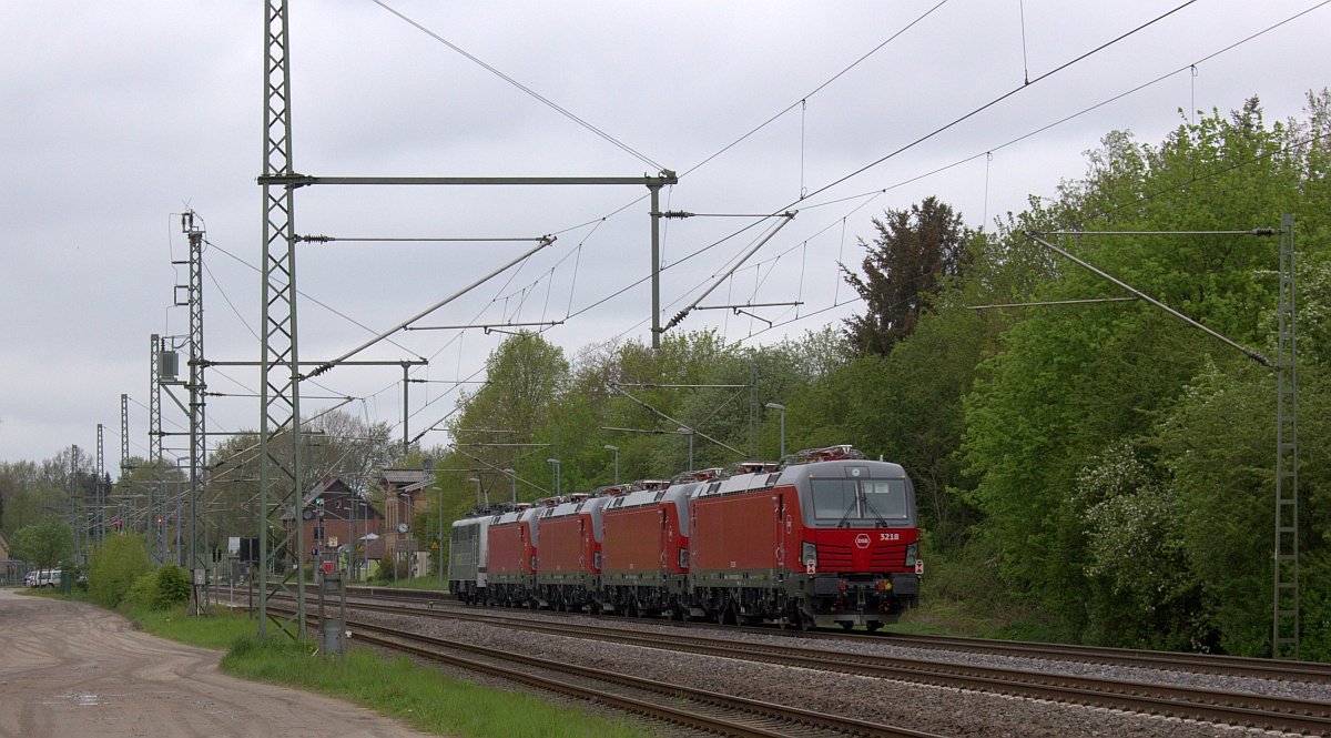 DSB EB 3219-0,3218-2 und 3221-6 sowie 3220-8 mit RailAdv 111 . Owschlag 15.05.2021