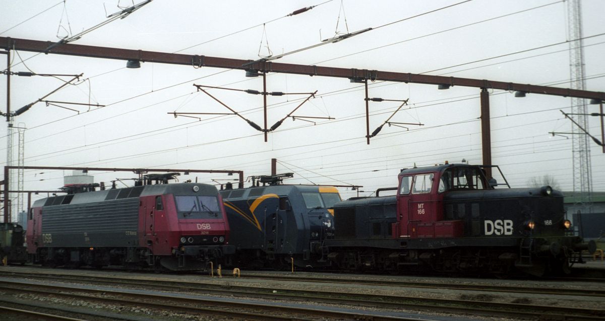 DSB Litra MT 166, EA 3014 EG 3103 Pattburg 01.02.2002