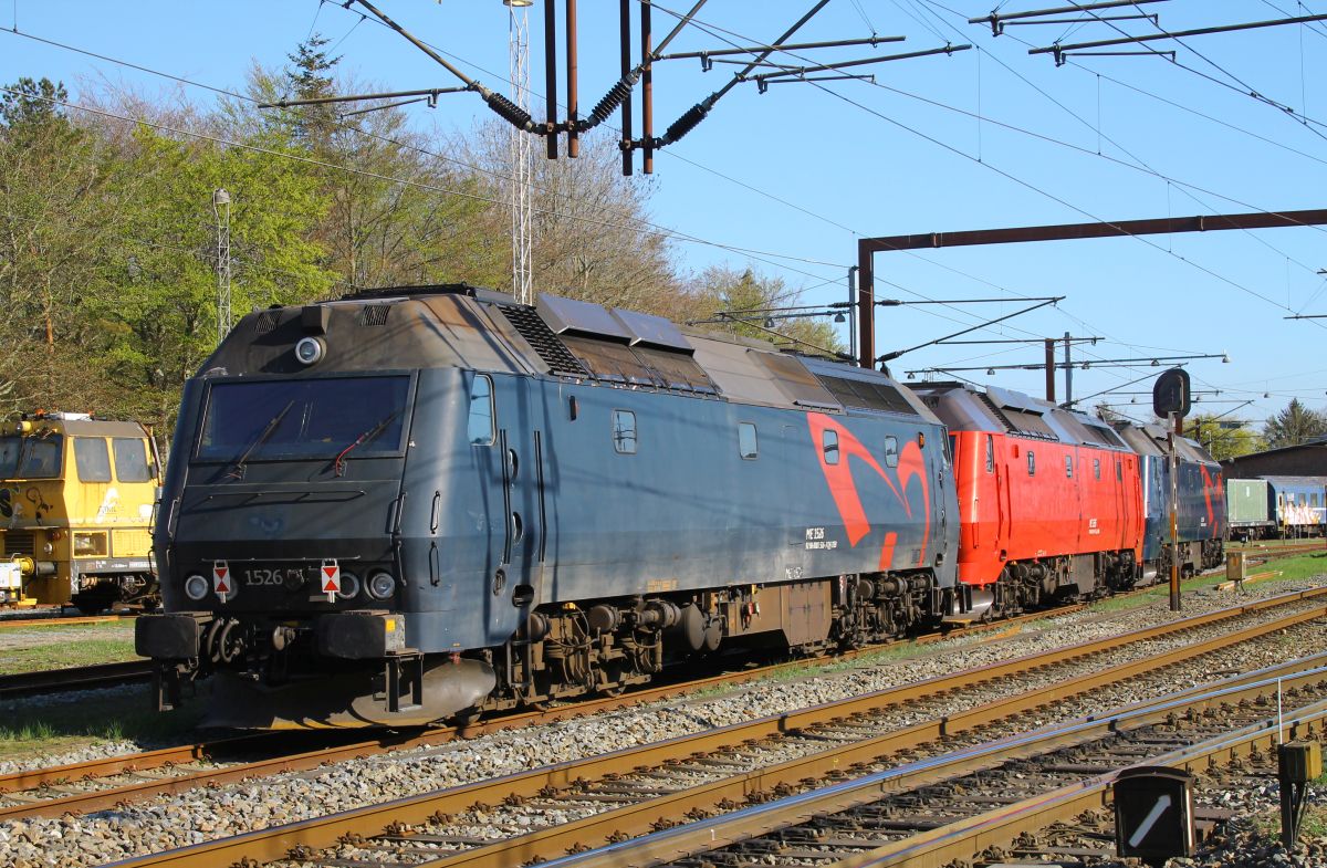 DSB ME 1526 + ME 1533 + ME 1524 Pattburg/Padborg 23.04.2022