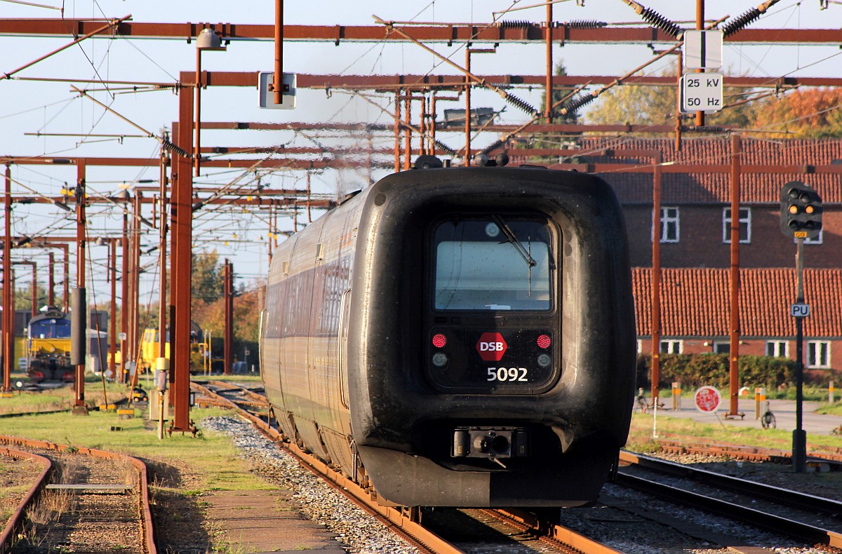 DSB MFA/FF/MFB 50/54/5292 auf dem Weg nach Kolding. Pattburg/DK 12.10.2018