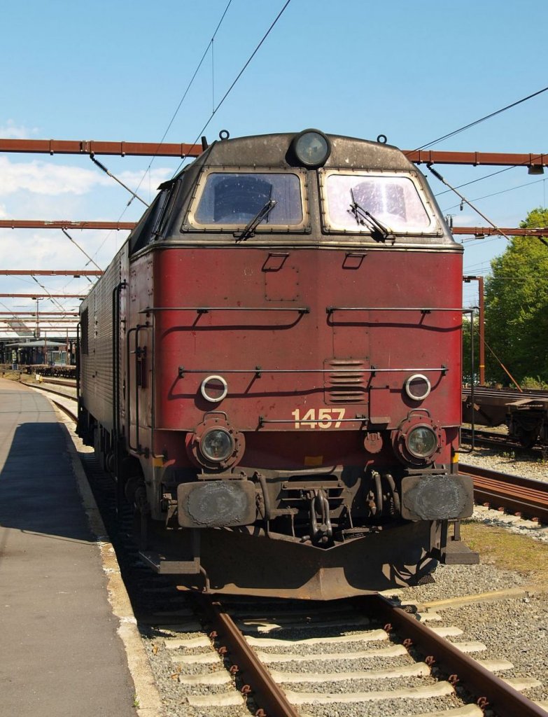 DSB/DB Litra MZ 1457 abgestellt in Fredericia/DK. 01.05.2011