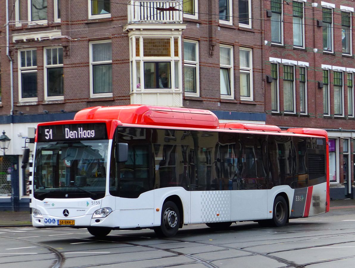 EBS Bus 5159 Mercedes-Benz Citaro C2 NGT Hybrid Baujahr 2019. Prinsegracht, Den Haag 13-11-2019.

EBS bus 5159 Mercedes-Benz Citaro C2 NGT Hybrid bouwjaar 2019. Prinsegracht, Den Haag 13-11-2019.