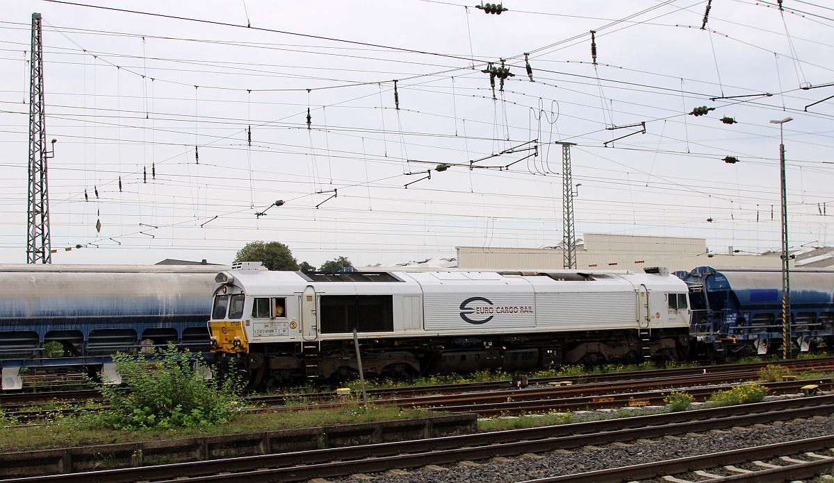 ECR/DB 077 028-4 mit Tadns Ganzzug Einfahrt Neuwied. 17.09.2021