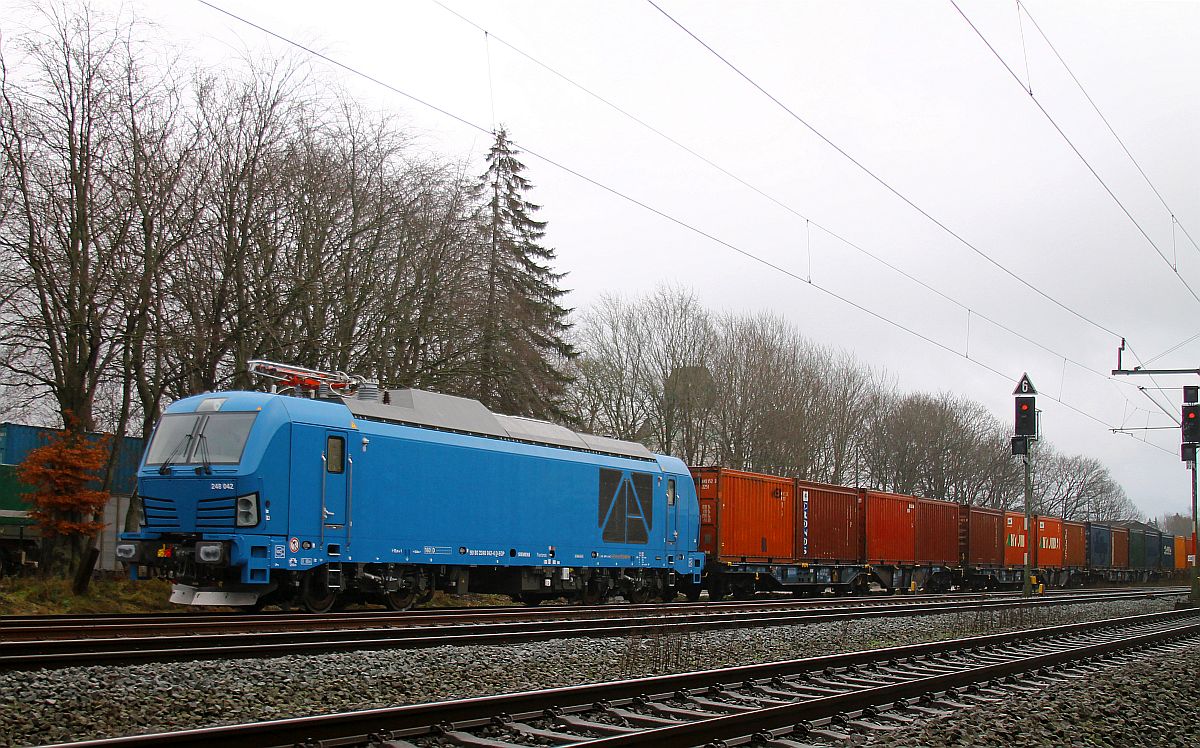 EGP 248 042-4 vor Rübenleerzug Jübek 26.12.2022