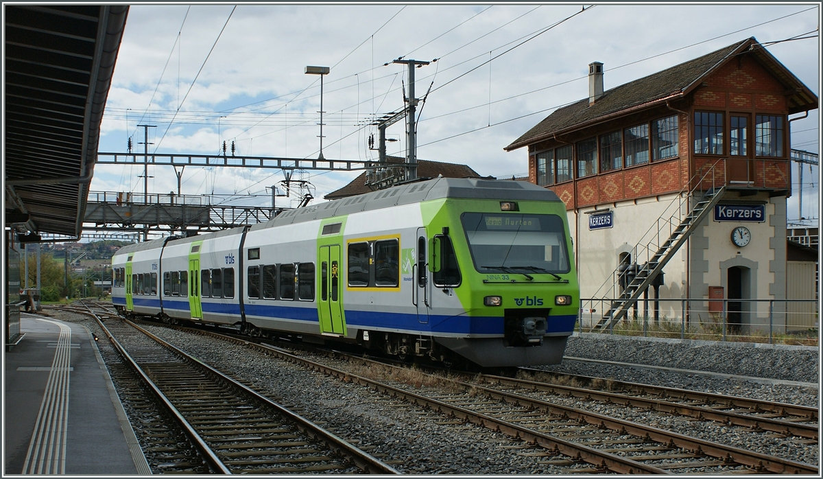 Ein BLS  Nina  nach Murten in Kerzers. 
2. Okt. 2008