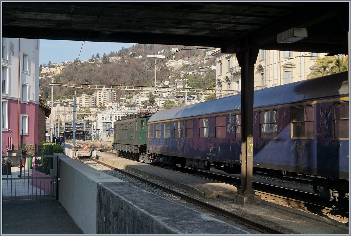 Ein Hauch Nostalgie, wie früher, als ein Schnellzug mit Kurswagen aus dem Norden sein Ziel Locarno erreichte...
22.03.2018