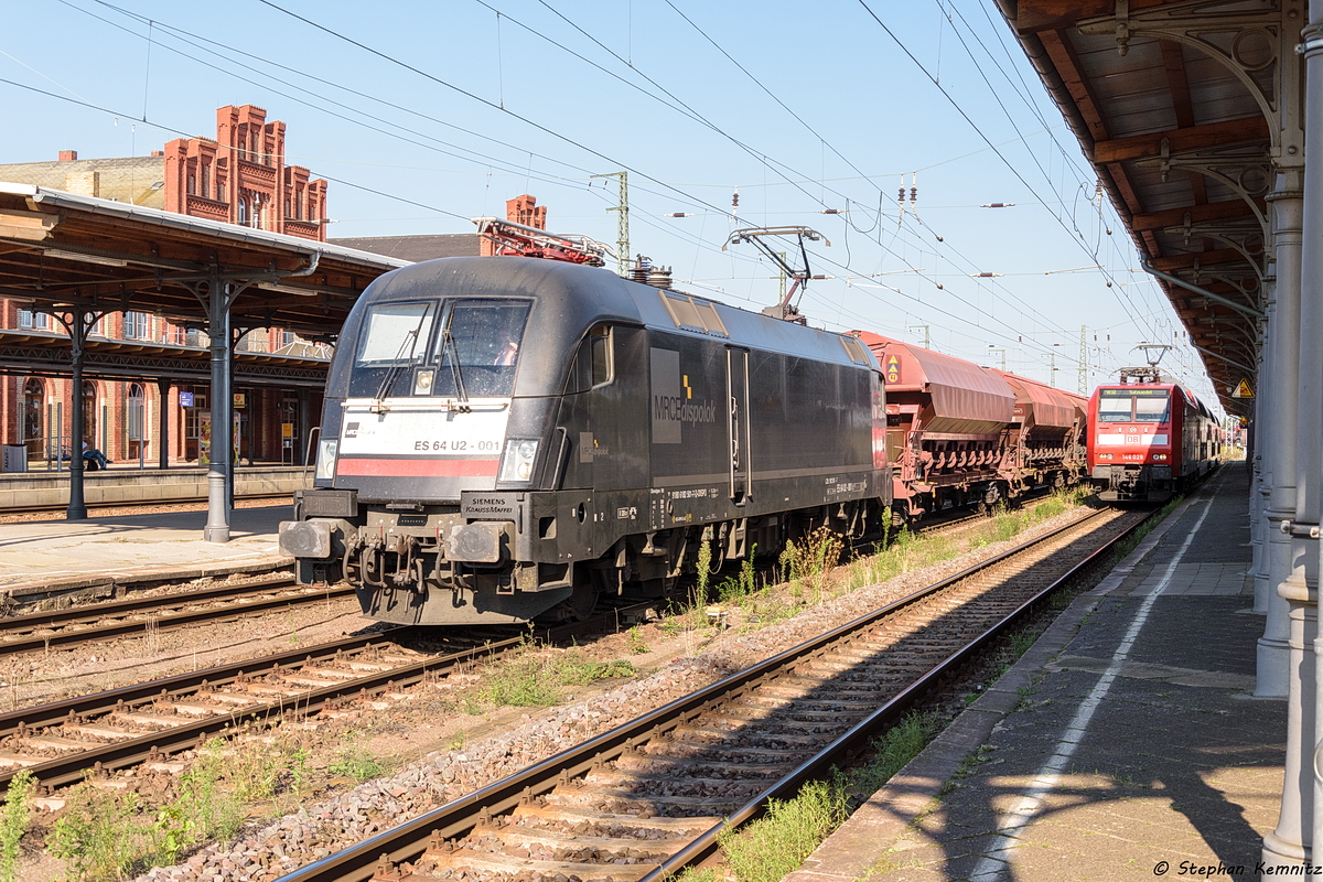 ES 64 U2 - 001 (182 501-7) MRCE Dispolok GmbH für Raildox GmbH & Co. KG mit einem Düngerzug in Stendal und fuhr weiter in Richtung Wittenberge. Am Zugende hing die 293 002-2 sie wurde in Stendal vom Zug abgekoppelt und fuhr wohl dann in Richtung RAW. 29.08.2017