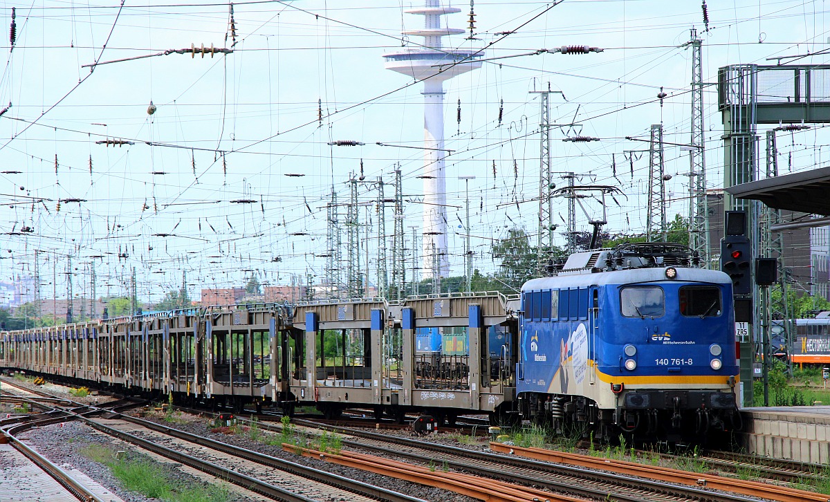 EVB 140 761-8 mit leerem BLG Autotransportzug Durchfahrt Bremen Hbf 11.06.2022