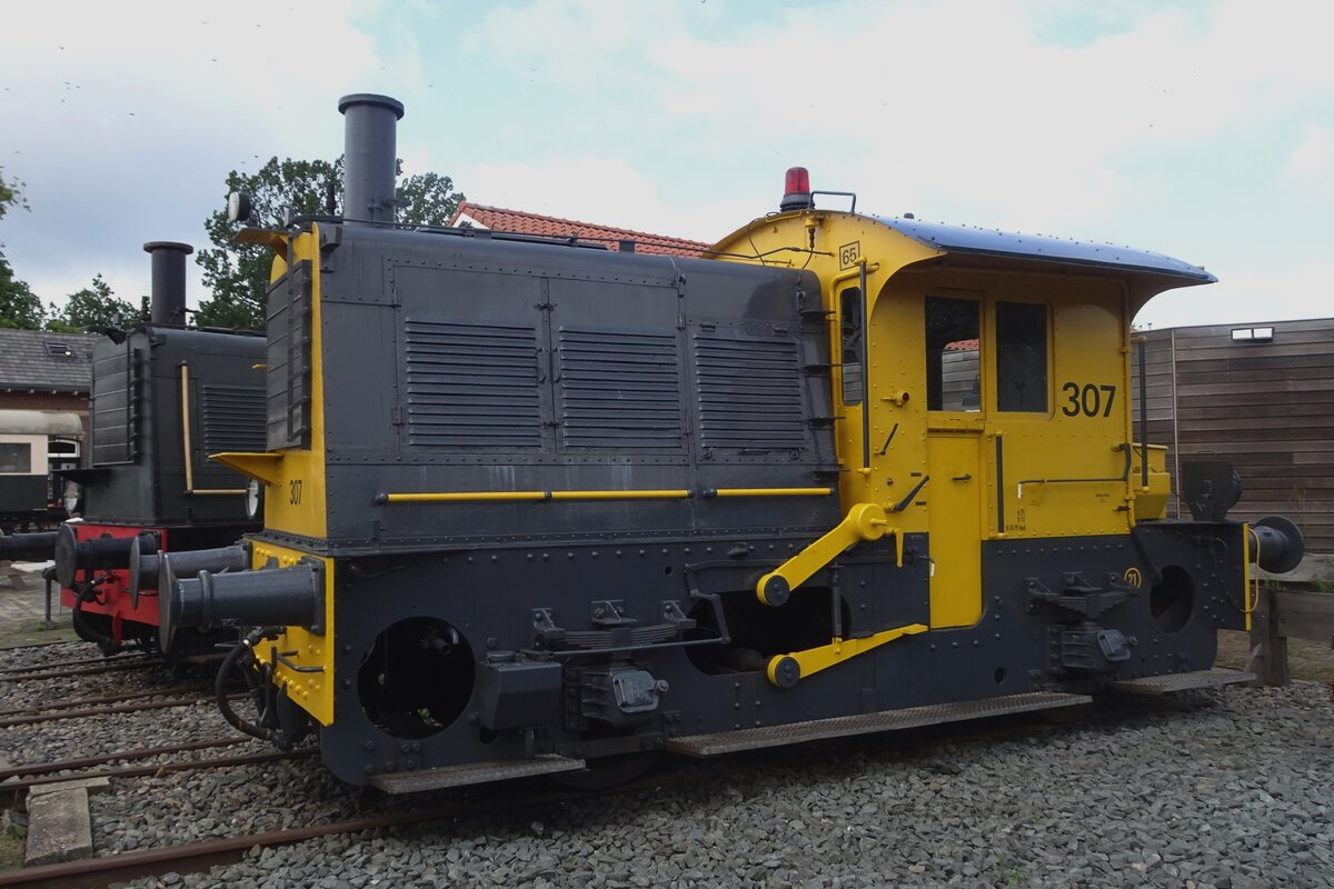 Ex-NS 307 steht am 28.Juli 2023 ins Bw Beekbergen während ein Tagesfahrt der VSM Dieren-Beekbergen-Dieren.