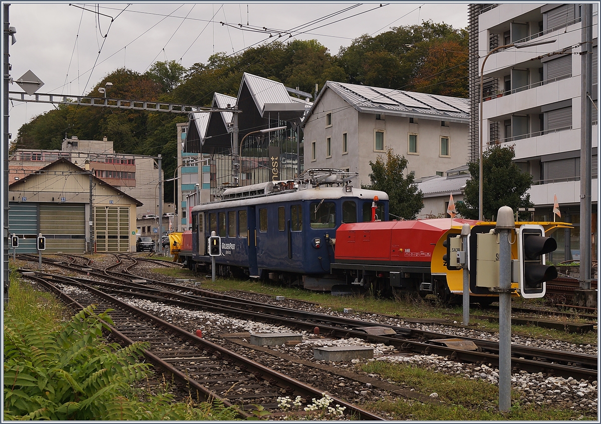 Falls es wider Erwarten bis ins Flachland schneien sollte, verfügt die MOB mit dem BDe 4/4 3002 und den beiden Schneepflügen in Vevey über eine Möglichkeit, die Strecke vom Schnee zu befreien. 

7. Okt. 2019