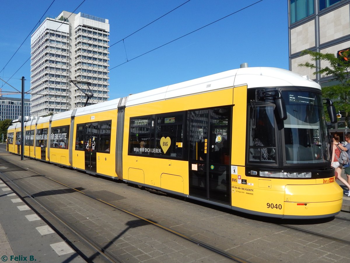 Flexity Nr. 9040 der BVG in Berlin.