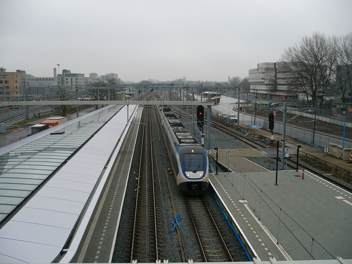 Gleis 19 und 20 Utrecht Centraal Station 22-12-2016.

Spoor 19 en 20 zuidzijde Utrecht Centraal Station 22-12-2016.