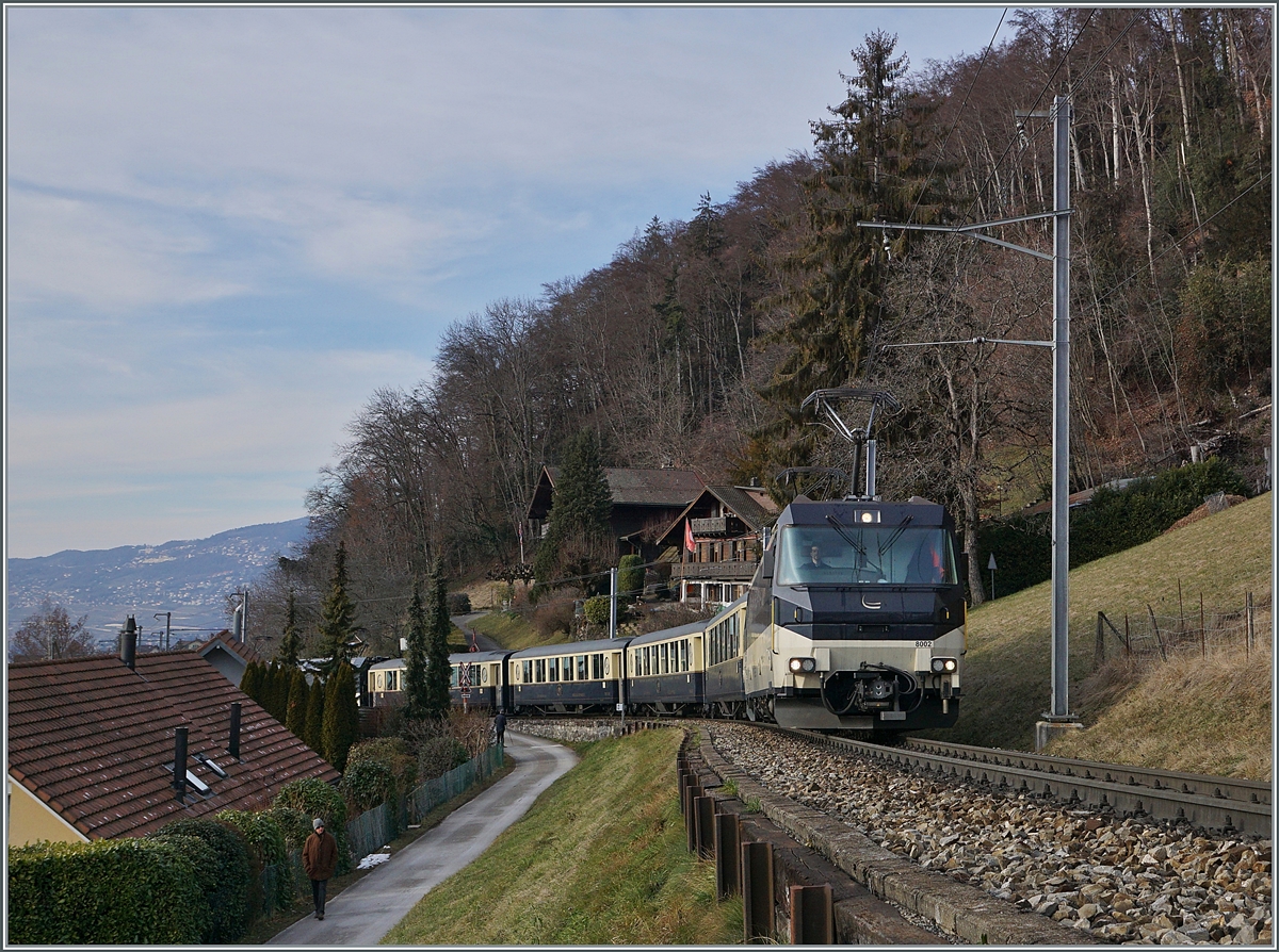 Grosse berraschung: Der MOB GoldenPass Belle Epoque PE 2224 von Montreux nach Zweisimmen verkehret heute mit der MOB Ge 4/4 8002 an der Spitze und einem Alpina-Triebwagen am Schluss, wobei letzter dank der hier gewhlten Fotostelle kurz nach Chernex praktisch nicht zu sehen ist. 

9. Januar 2021 

