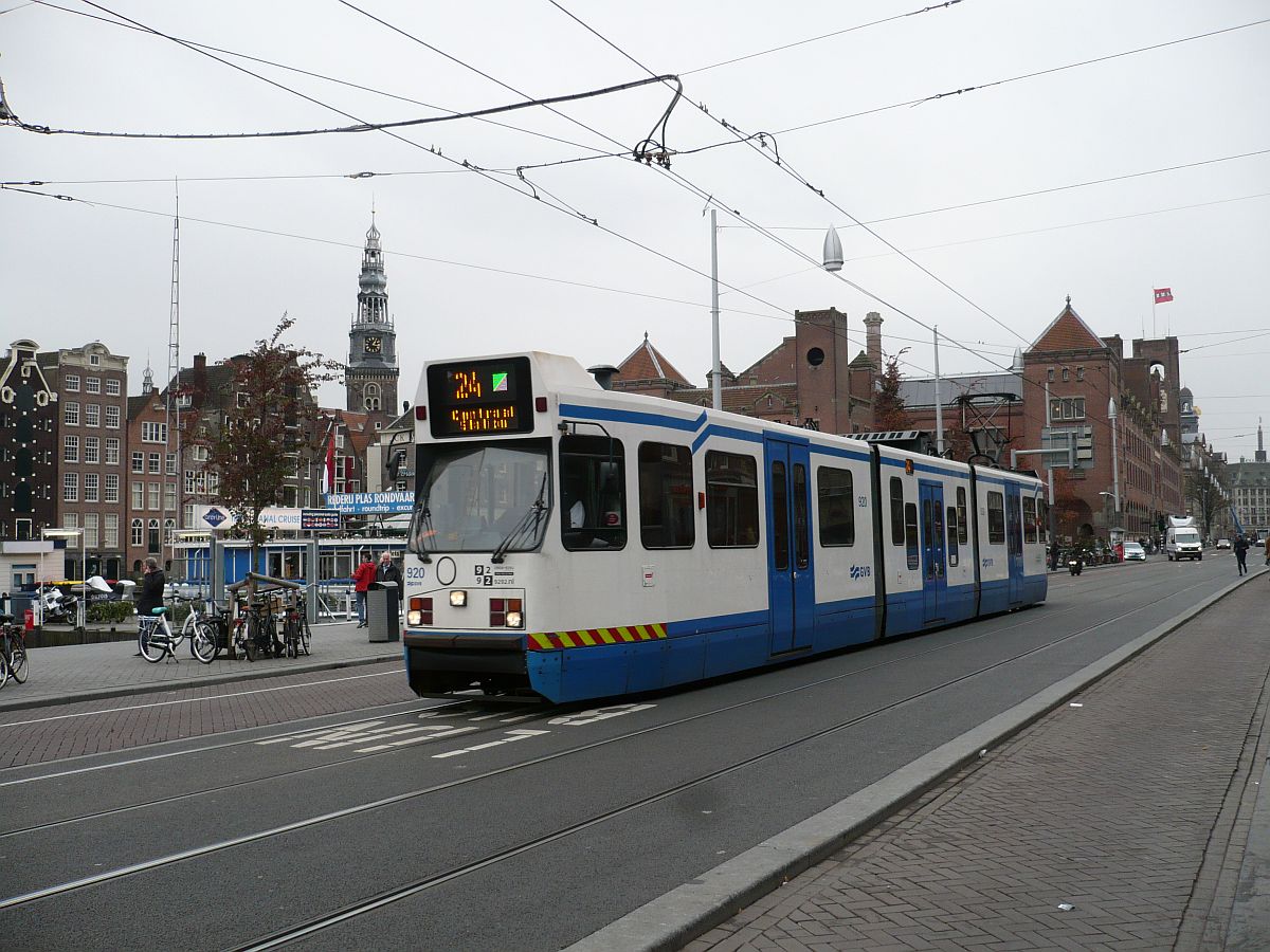 GVB TW 920 Damrak, Amsterdam 04-11-2015.

GVB tram 920 Damrak, Amsterdam 04-11-2015.