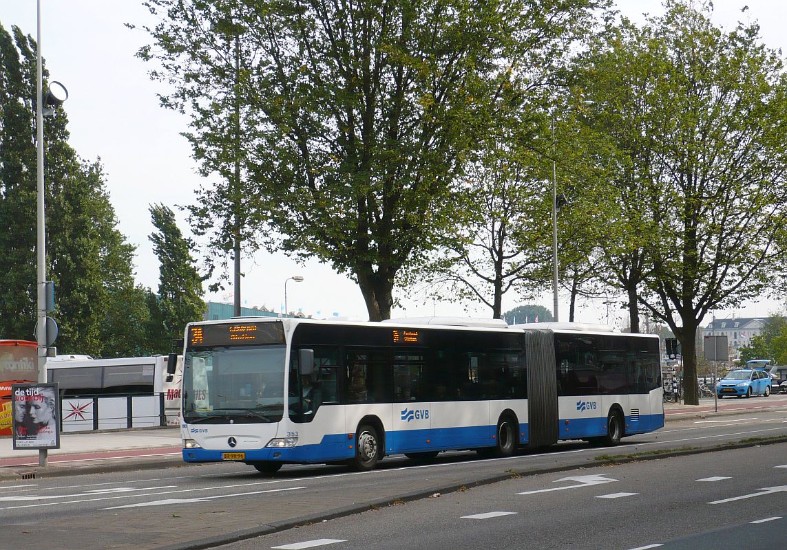 GVBA Bus 353 Mercedes-Benz Citaro G Baujahr 2010. Prins Hendrikkade, Amsterdam 02-10-2013.

GVBA bus 353 Mercedes-Benz Citaro G bouwjaar 2010. Prins Hendrikkade, Amsterdam 02-10-2013.