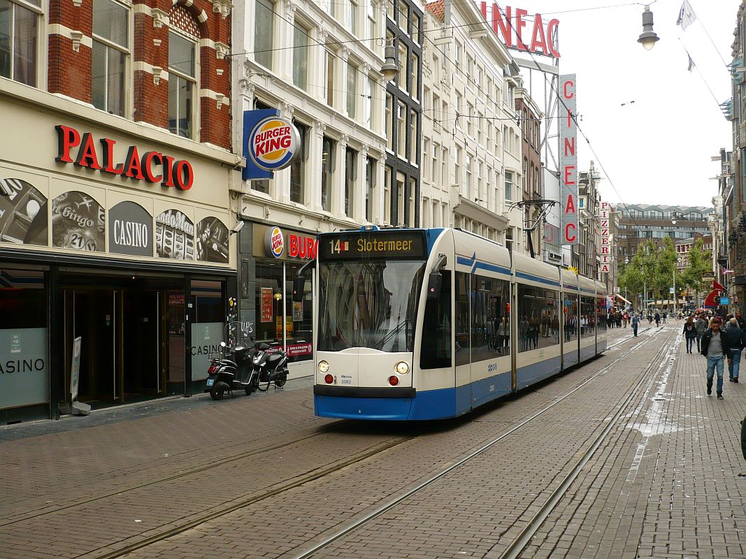 GVBA tram 2083 Reguliersbreestraat, Amsterdam 10-09-2013.