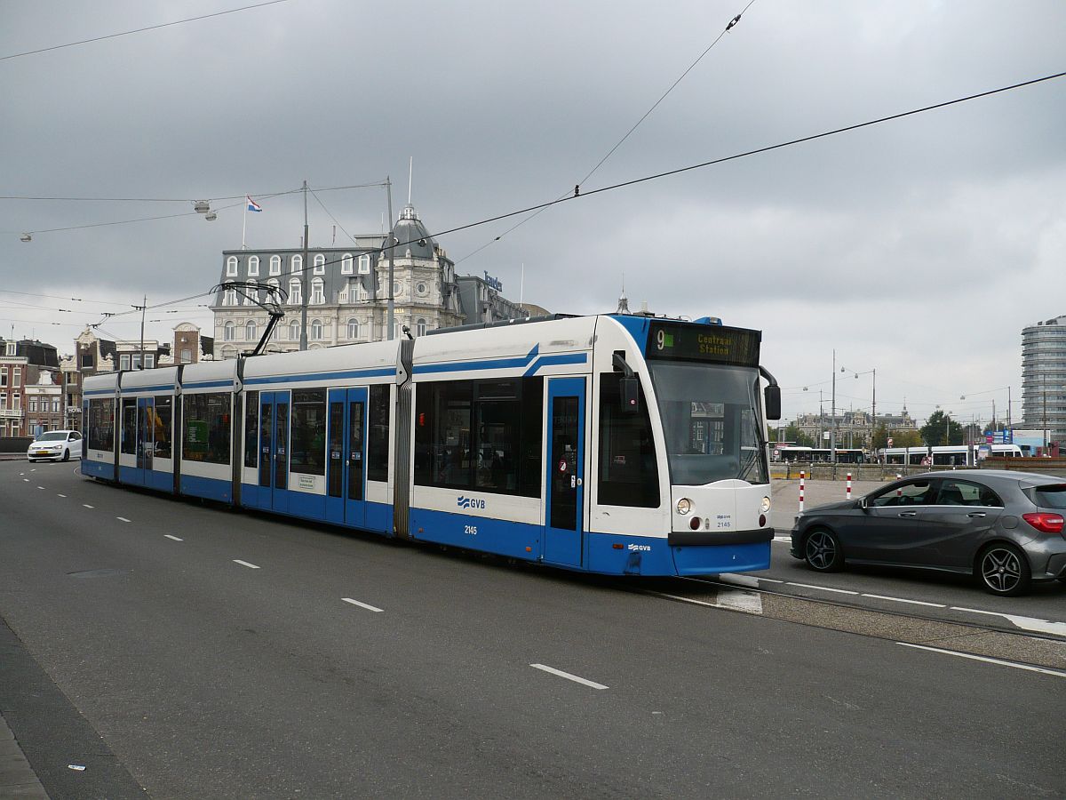 GVBA TW 2145 Prins Hendrikkade, Amsterdam 01-10-2014.

GVBA tram 2145 Prins Hendrikkade, Amsterdam 01-10-2014.