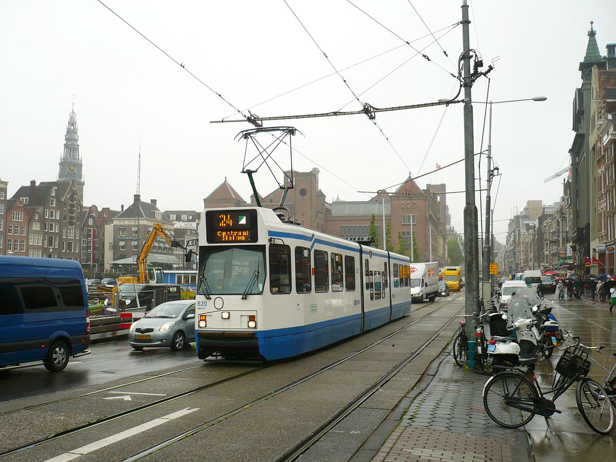 GVBA TW 820 Damrak, Amsterdam 28-05-2014.

GVBA tram 820 Damrak, Amsterdam 28-05-2014.