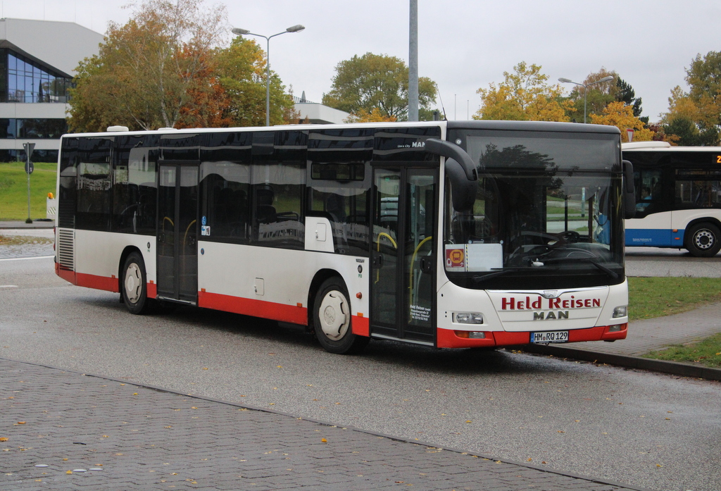 Held Reisen stand als SEV in Hhe Rostock Hauptbahnhof/Sd.31.10.2023