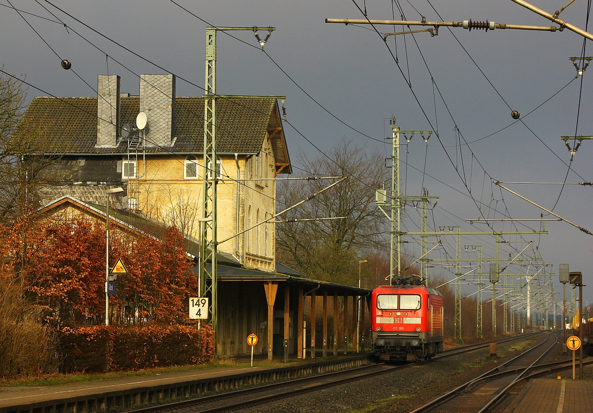 Heute morgen blieb sie einfach in Jübek stehen die DB 112 180-5...Grund...technischer Defekt...Jübek 25.05.2015