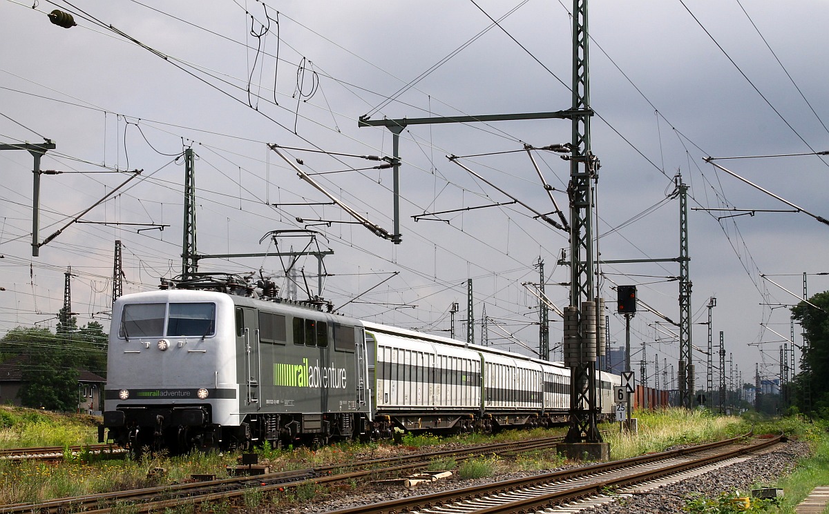 Ihr folgt wenige Minuten später das Schienenabenteuer 111 222 mit Kuppelwagen 09.06.2022