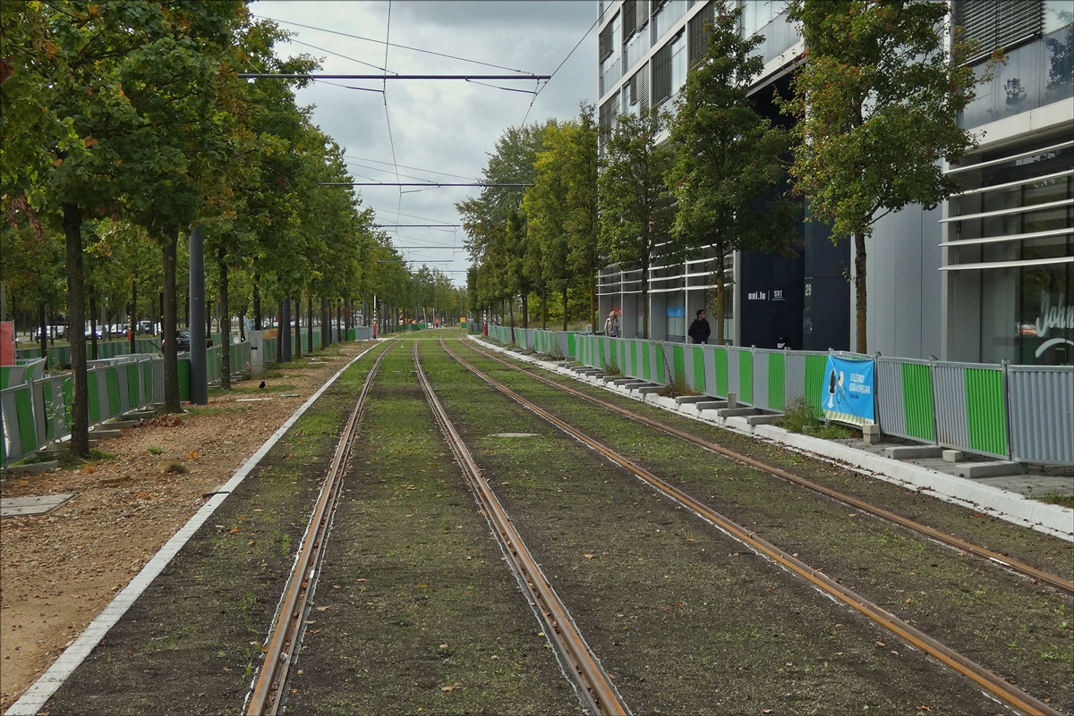 Impressionen der Straenbahnbaustelle auf dem Plateau du Kirchberg. (Hans) 04.10.2017