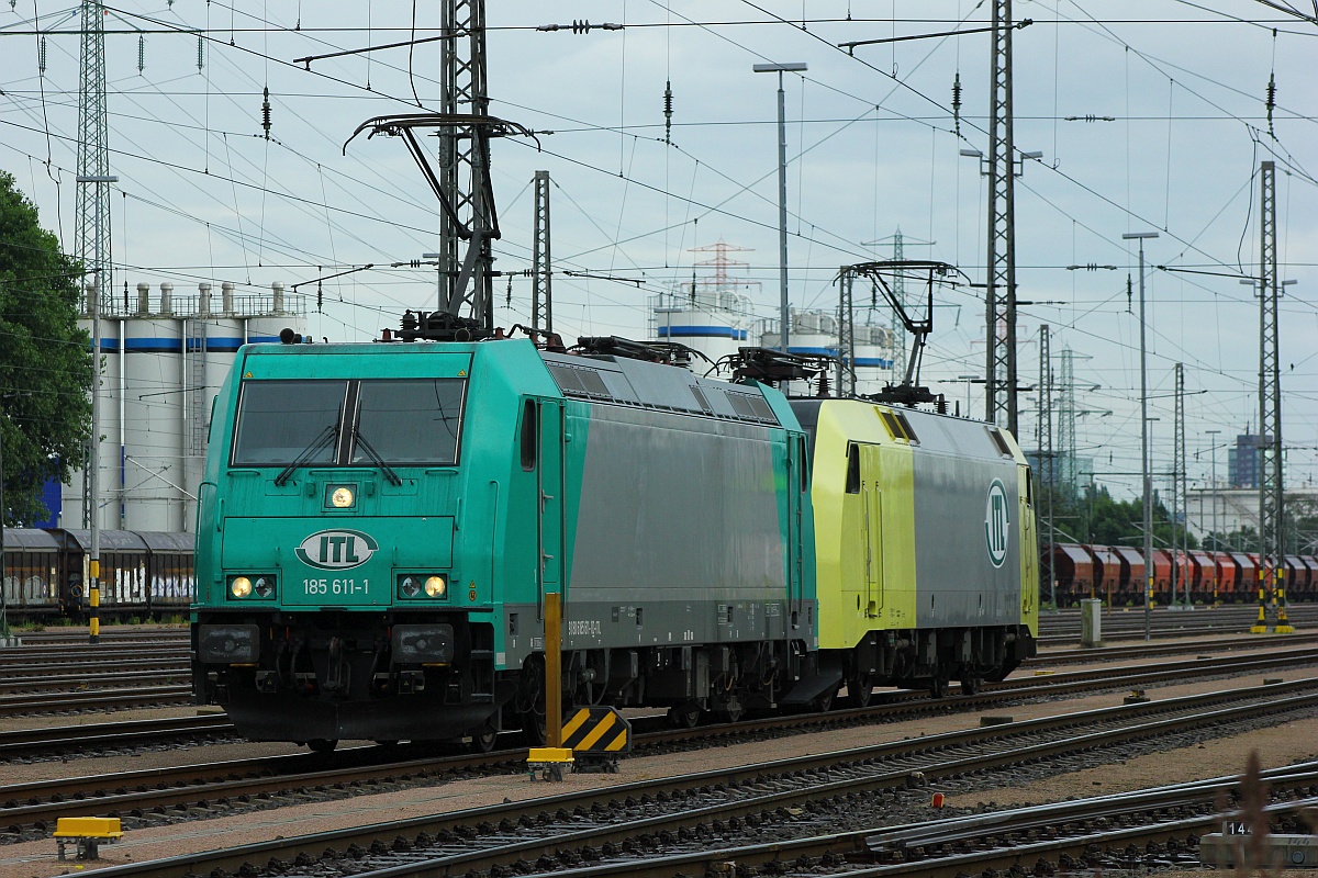 
ITL 152 197-0(REV/LD X/10.11.11) und 185 611-1(REV/11.08.09, Verl/ITL/10.08.16) Hamburg-harburg 02.07.2016