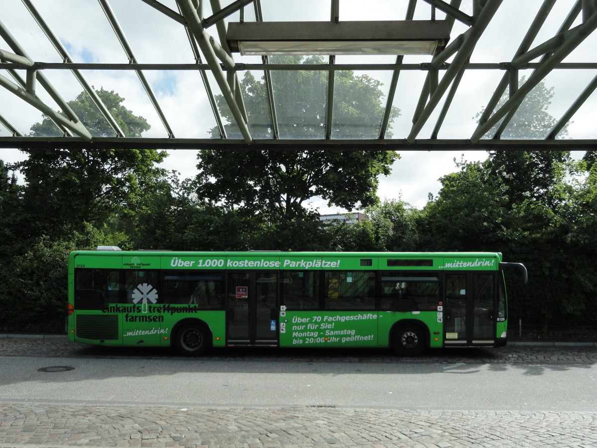 Jasper 8129 (HH-TR 1481) (EvoBus MB O 530, Citaro I, EZ 09.2004) am 20.6.2014 auf der Bus-Linie 161 nach „Berliner Tor“, Pause am U-Bahnhof Steinfurther Allee